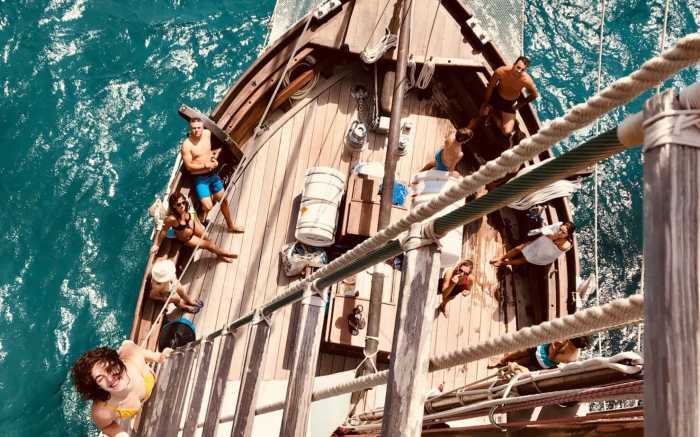 old Sailingboat Incentive