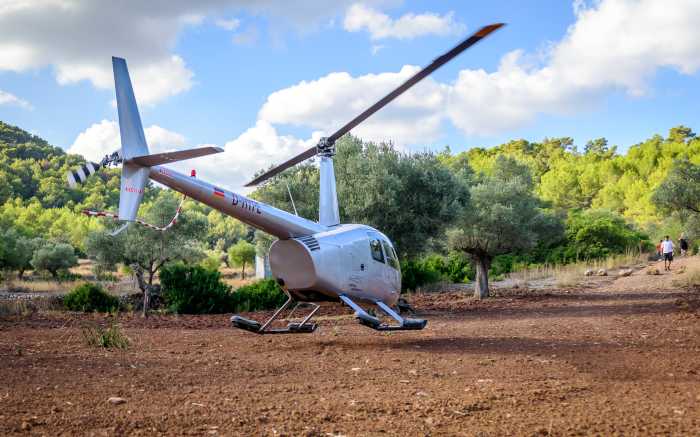 Helicopter Tour Arrival