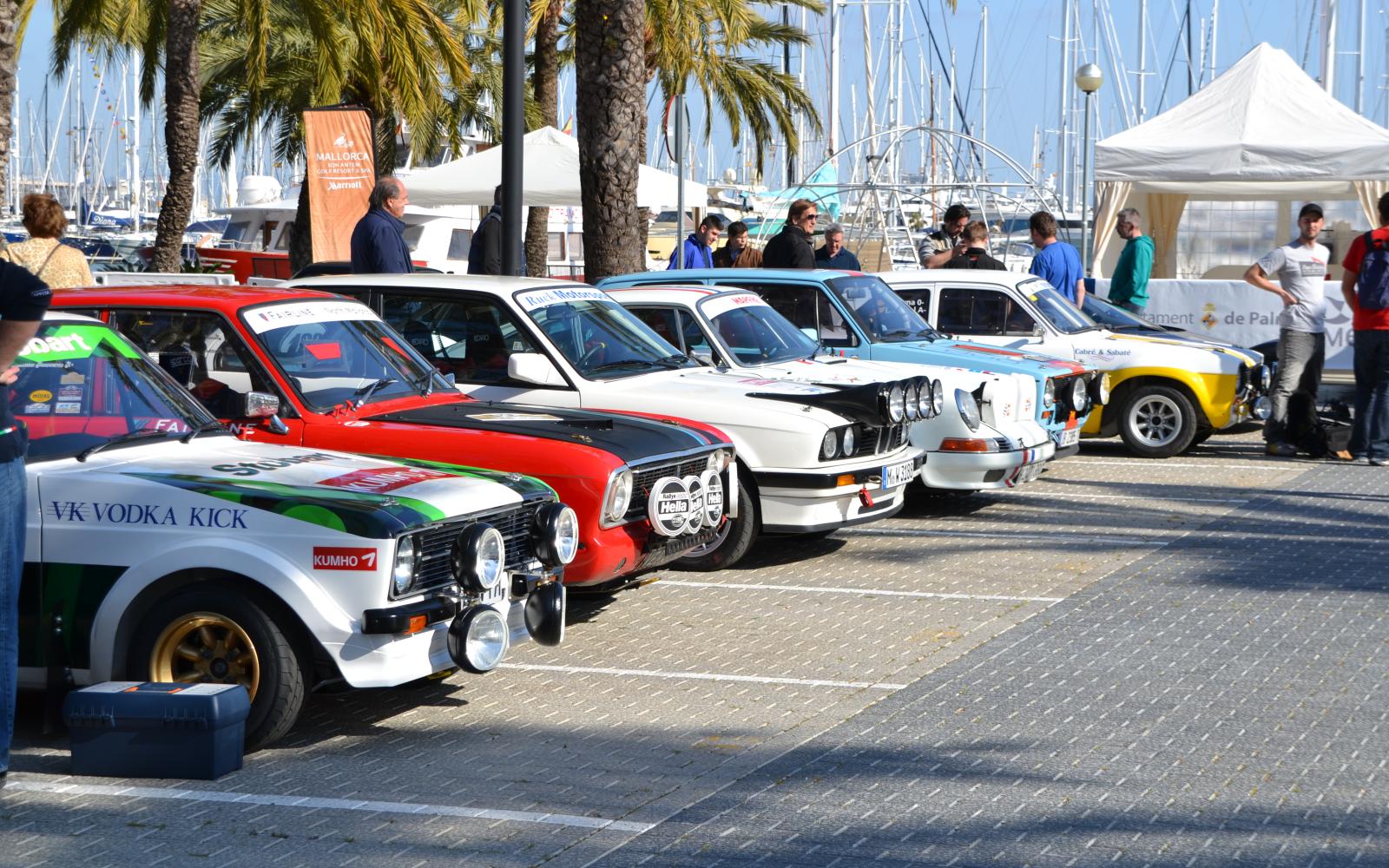 Classic Car Tour Action